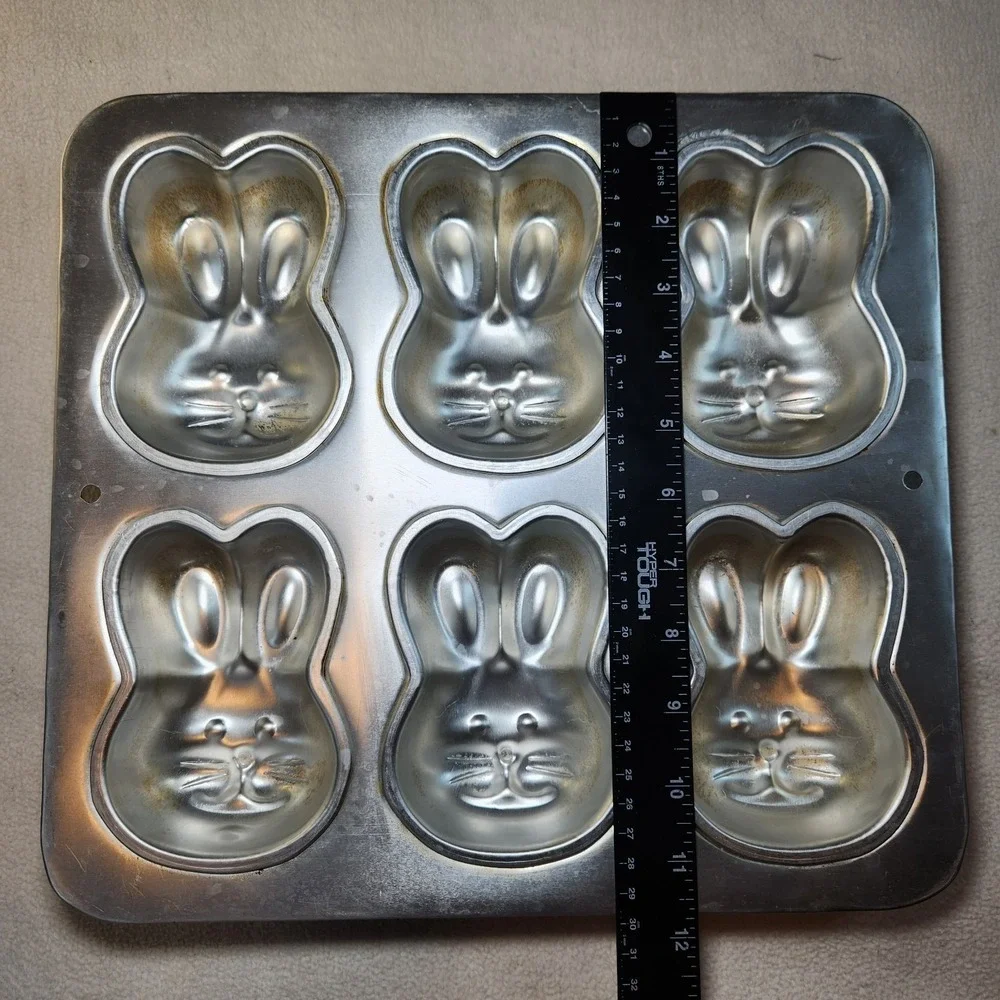 WILTON Bunny Cake Pan Set 2105-1425 2105-1518 Large Mini Easter